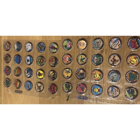 Worlds Of Fun Hawaiian Milkcaps Thrilla Gorilla Pogs Lot of 1993 - Picture 1 of 10
